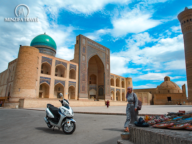 Why tourists choose a tour to Bukhara